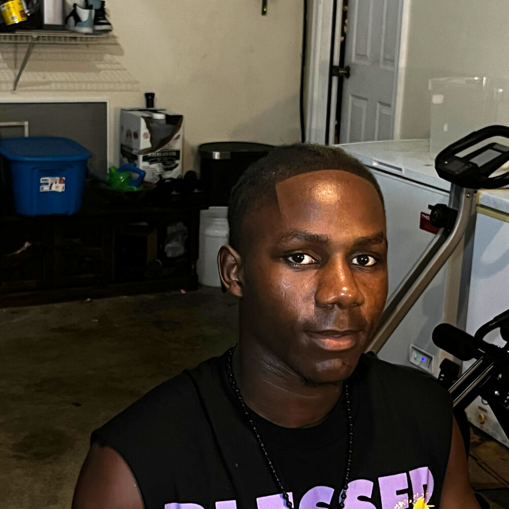 Clean Taper at J-Blends Barbershop